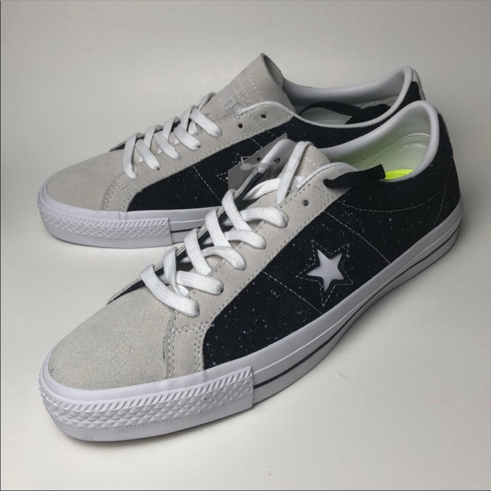 Converse One Star Pro Suede Ox Black and White - Picture 2 of 8